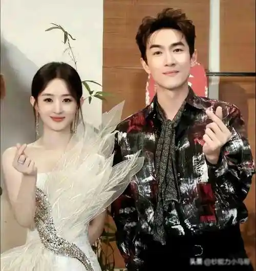 林更新新恋情曝光赵丽颖躺枪绯闻或仅限于工作