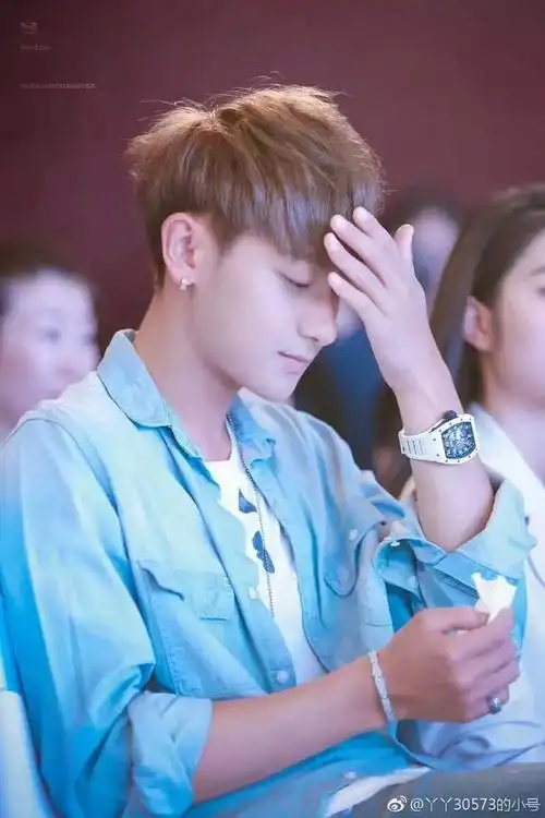 头条问答 - 吴亦凡,鹿晗,黄子韬等人如果想要长远发展,出路在哪里?