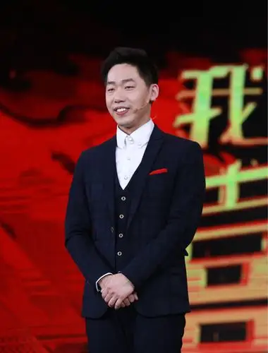 李丁爆《喜剧狂》出场费仅100元 成名后仍清贫