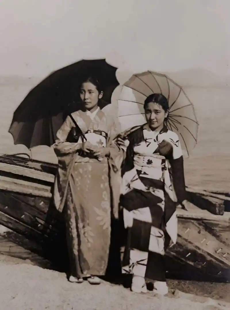 早期日本艺伎老照片.