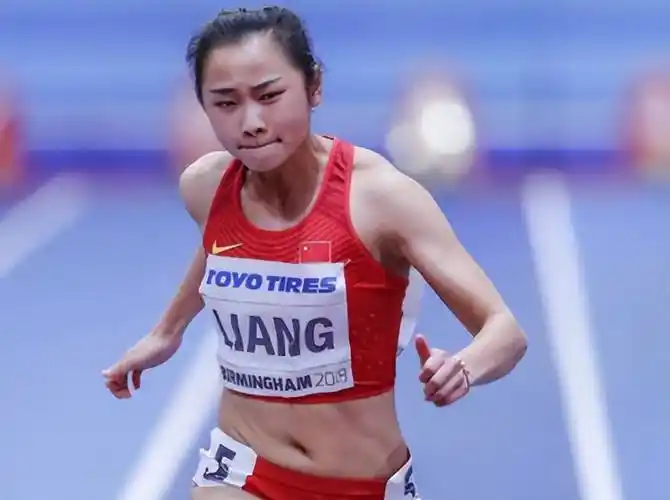 梁小静因体能储备不足,无缘大运会百米飞人大战领奖台_成绩_决赛_预赛