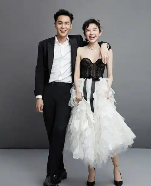 同样是当爸爸,张若昀和陈赫微博评论大不一样,扎心了_唐艺昕_时候