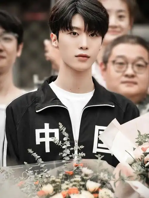 可能是你没见过的范丞丞好爱这组阿