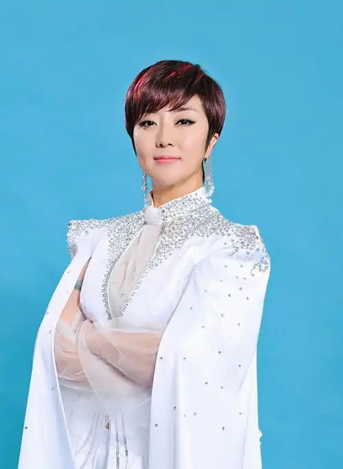 新派女中音格格为美丽中国唱起来