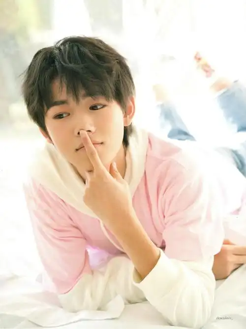 宋亚轩2020台历扫图存档