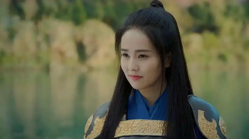 白鹿古装造型8:白鹿饰演《凤囚凰》霍璇