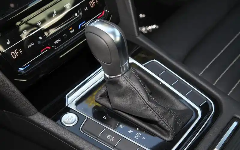 保定地区2017款帕萨特优惠多少钱大众迈腾和帕萨特对比