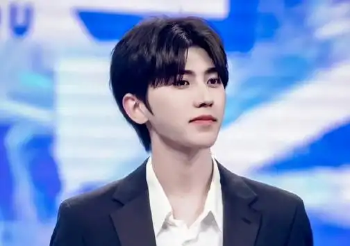 蔡徐坤染上性病了?其病情照片曝光,简直是不堪入目._网友_因为_女方