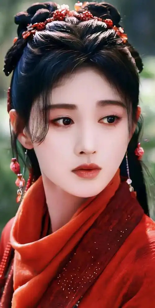 在这款高清壁纸中,我们可以看到鞠婧祎的独特魅力.