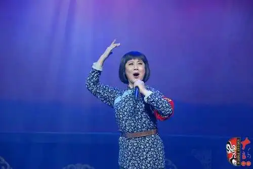 刘丹丽在演唱歌剧《洪湖赤卫队》选段