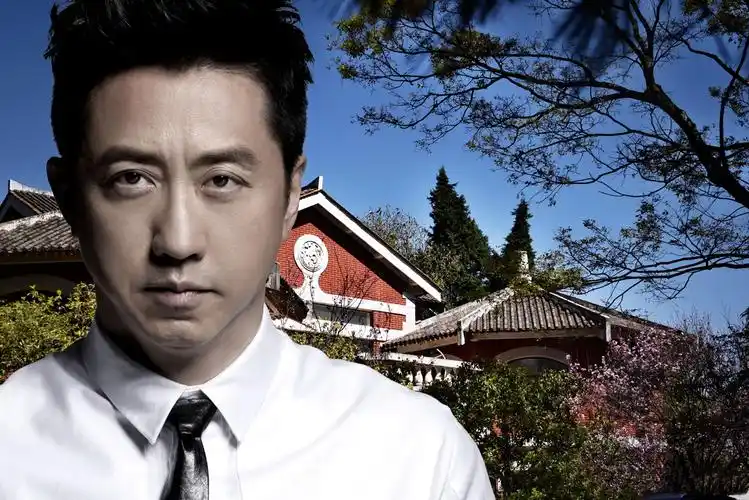 不过很多不知道的是,庾澄庆的来头可不小,背后有一个强大的"靠山"