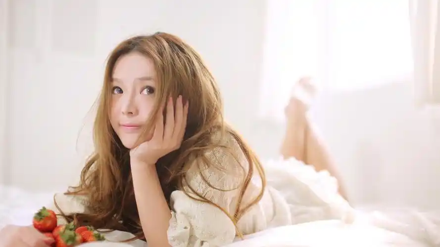 可爱美女高清大图预览1920x1080_美女壁纸下载_美桌网