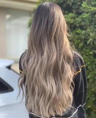 水波纹长发烫发图片欣赏 气质唯美浪漫长发女生专属发型