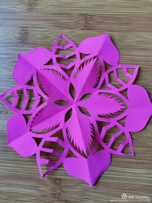 折五边形的方法,不会折的同学看过来!