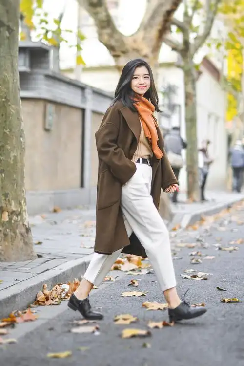 原创秋冬穿搭流行色,这些经典的颜色,让秋冬季也放肆活泼起来!