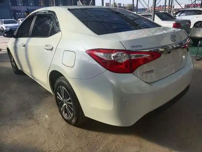 丰田 雷凌  2015款 1.6e cvt新锐版图片