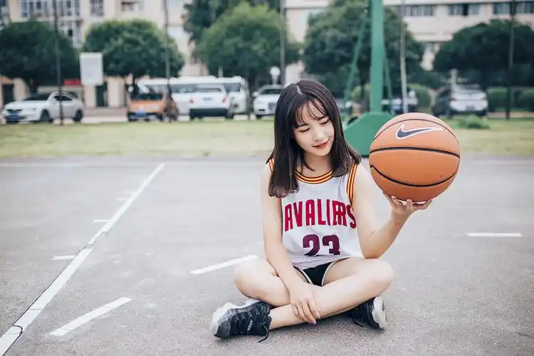 篮球少女
