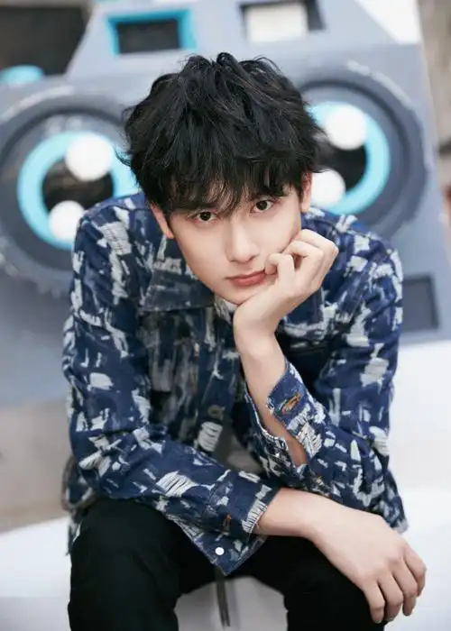 爱乐甜品牌代言人胡先煦##胡先煦喊你一吐为乐