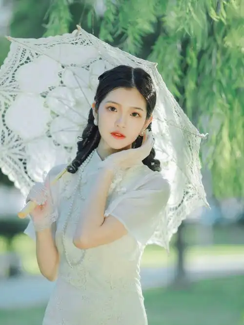 白秀珠旗袍造型东莞约拍