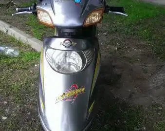 出售个人自用48v20a金超威电动踏板车