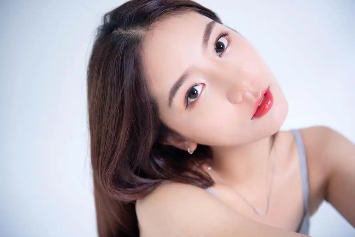 女孩摄影:纯白的脸蛋