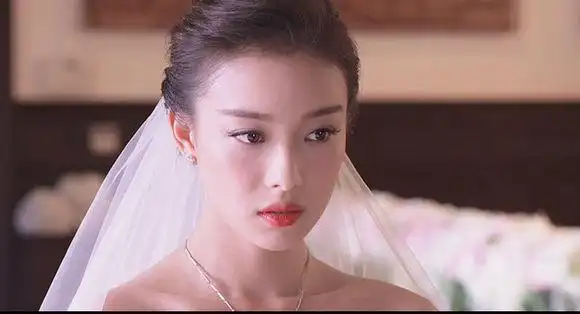 那些年明星在影视剧中展现的盛世美颜