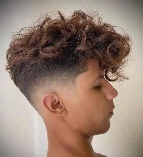 男生短烫发发型图片 蓬松立体显发量更显帅气感 - 男士短发 - 发型站