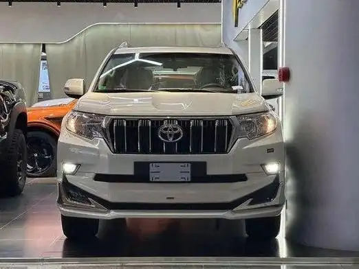 23款丰田霸道4000v6发动机国六裸车起步价格555万