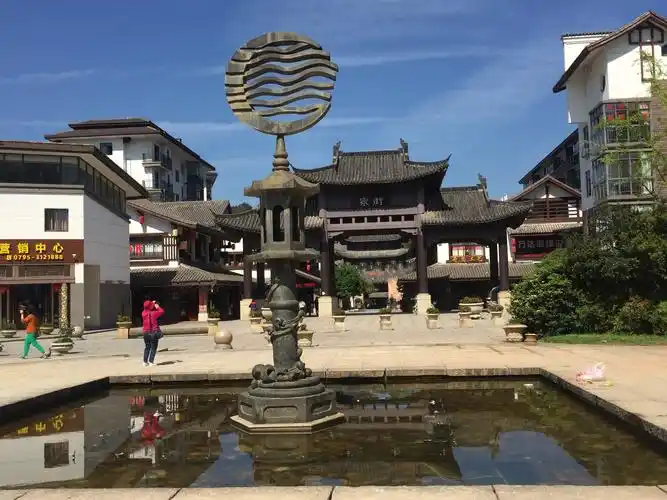 我们吴氏一行六人赴江西宜春温汤养生度假半月余记(2019年4月15日至5