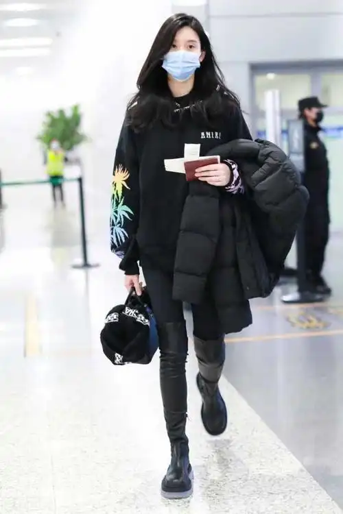 女明星们最新秋冬街拍,看看谁最会搭配衣服