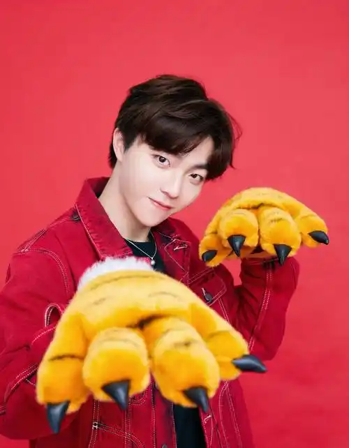 2023年1112月,陈立农经由中华思源工程扶贫基金会