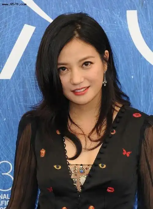 赵薇现状怎么样 底犯了什么事所以人都远离她