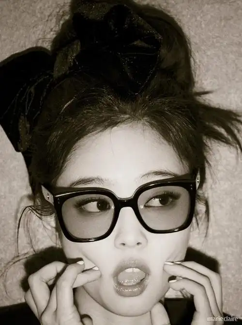 jennie杂志封面性感写真图片1213