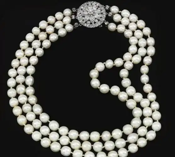 穿越古今,刻画着流传百年的经典传奇故事|珍珠|项链|女王_新浪新闻