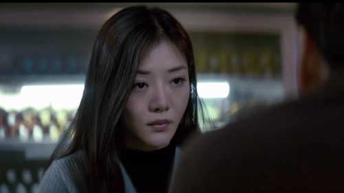 无证之罪朱慧如扮演者邓家佳长发秀气剧照