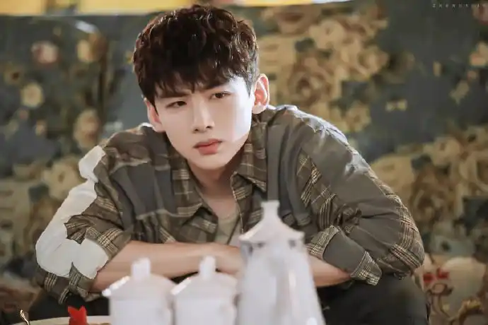 白敬亭八零九零##白敬亭过三爽