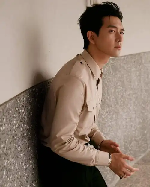 李现氛围感黑白大片##李现霸总走进现实