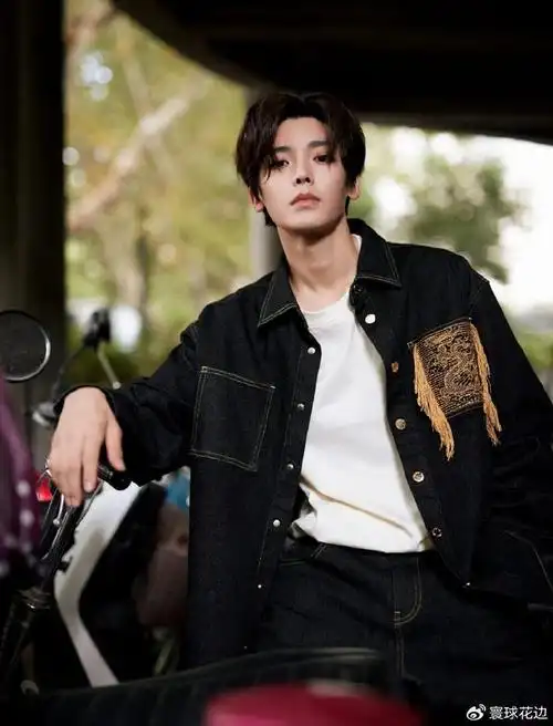 曾是韩国练习生的艺人 #5:侯明昊