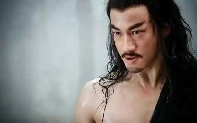 何润东教你一招,让你成为万夫莫开的一夫当关!