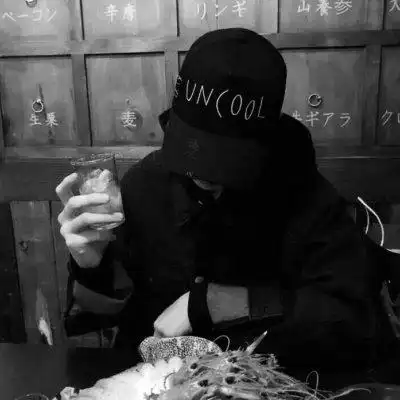 黑白男头 不懂你的风情_男生头像_我要个性网