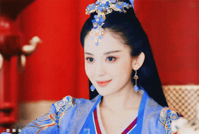 古力娜扎 | 貂蝉 cr:提酒来