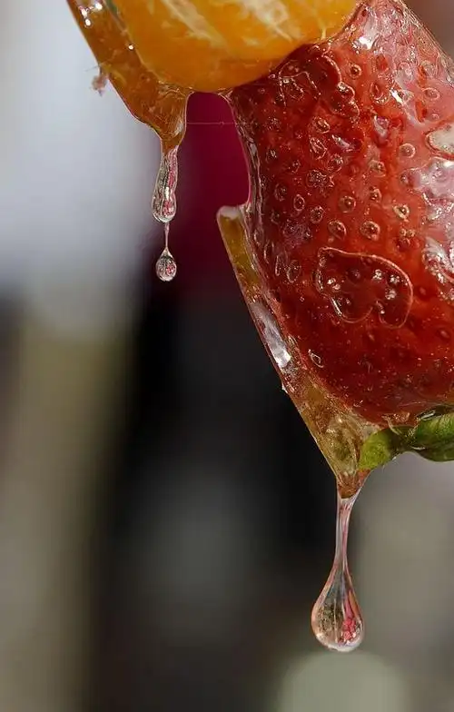 【 垂涎欲滴 … 】