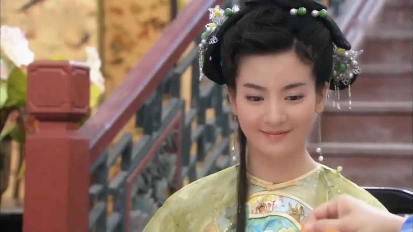 怪侠欧阳德·胡蝶·李晟  #美女##电视剧##武侠# 修图 青衣花魁