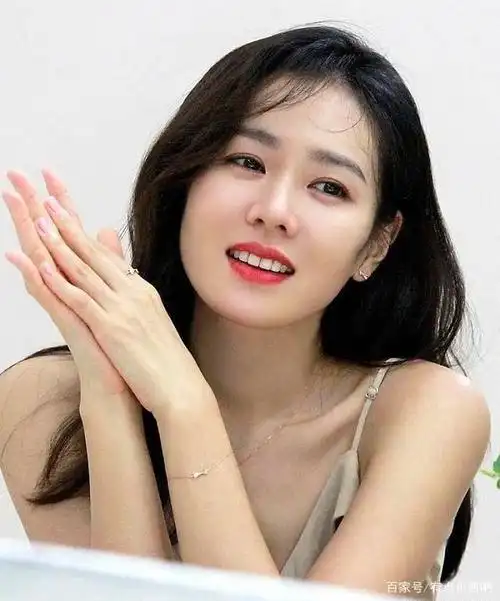 2020全球最美女星排行,亚洲美女孙艺珍,lisa,周子瑜位列前三