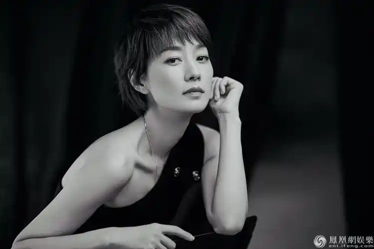 1/11 2020年8月20日,马伊琍的一组写真美照曝光.