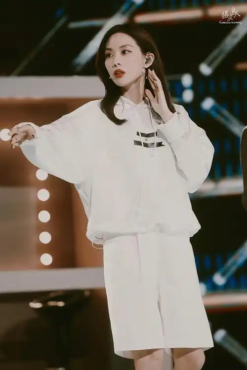 乘风破浪之后继续扬帆远航, 王霏霏美图楼(9.11已更新)