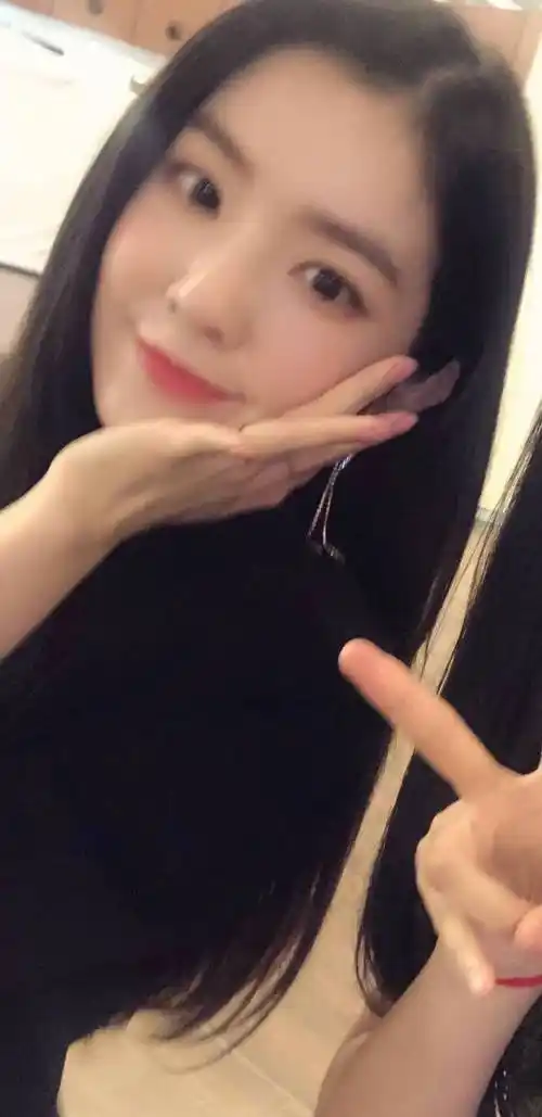 裴珠泫irene自拍