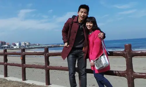 《我们结婚了》开播 吴映洁玉泽演共建跨国婚姻