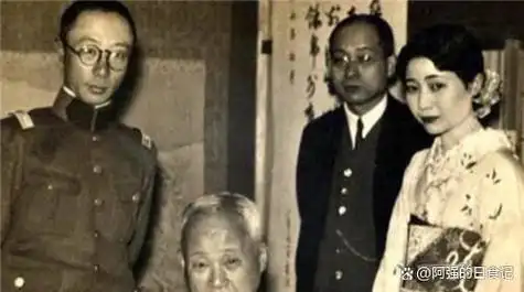 由于大女儿此前在东京上小学,所以并没有受到关押的影响,但此时也与