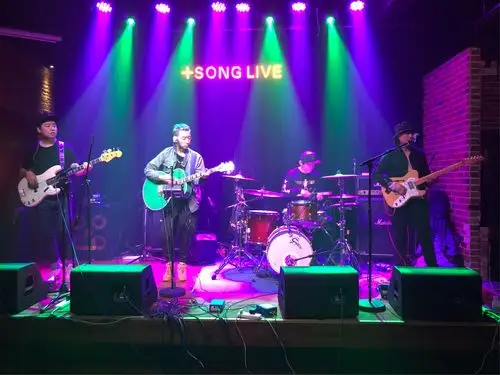 来福livehouse4月20演出乐队照片